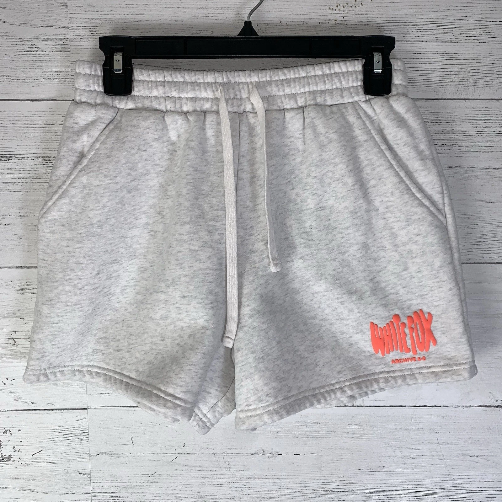 White Fox Sweat Shorts heather light gray with pockets size small