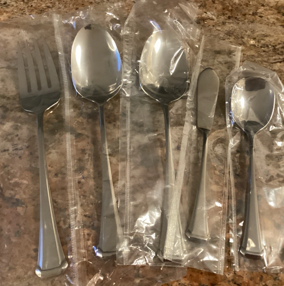 Oneida Stainless Maestro St Leger 5 Piece Serving Set Unused USA Flatware SSS
Opens in a new window