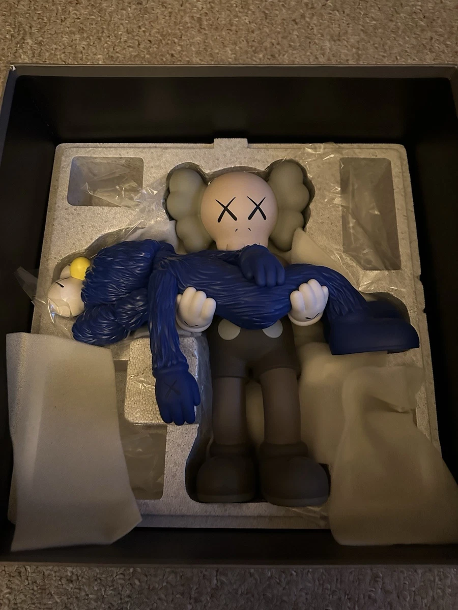 kaws KAWS Companion Vinyl Designer & Urban Vinyl Action Figures