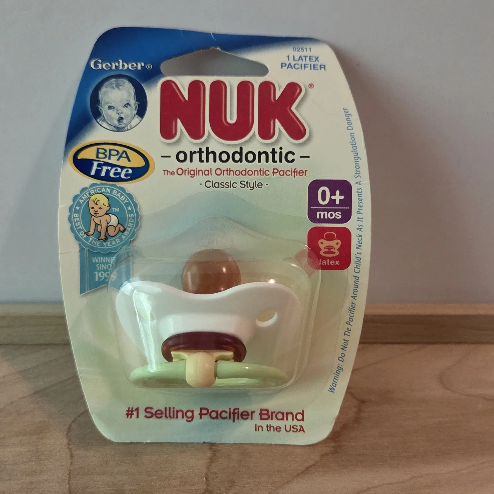 Gerber NUK Orthodontic Pacifiers 0+ mos Rubber Latex 2007 vintage
