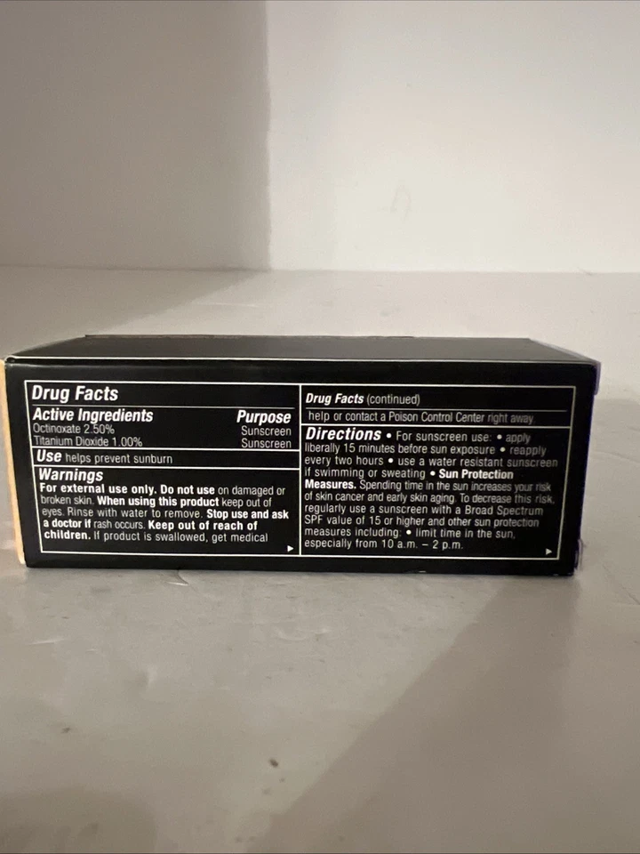MAC Studio Fix Fluid SPF 15 NC20 1 Oz Clear (M6JC17) New With Box Foundation - Image 3 of 4