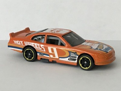 hot wheels 2010 chevy impala