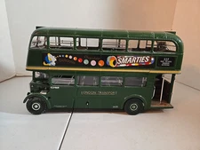 SUN STAR DIECAST RT SERIES RT36-FXT211  2922  1:24 SCALE - MIRRORS INCLUDED!!