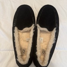 UGG Women  s Ansley Black Suede Sheepskin-Lined Moccasin Slippers US 11 EU 42