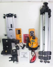 JOHNSON AccuLine Pro 40-6500 Manual Leveling Rotary 360 Degree Laser Level Kit
