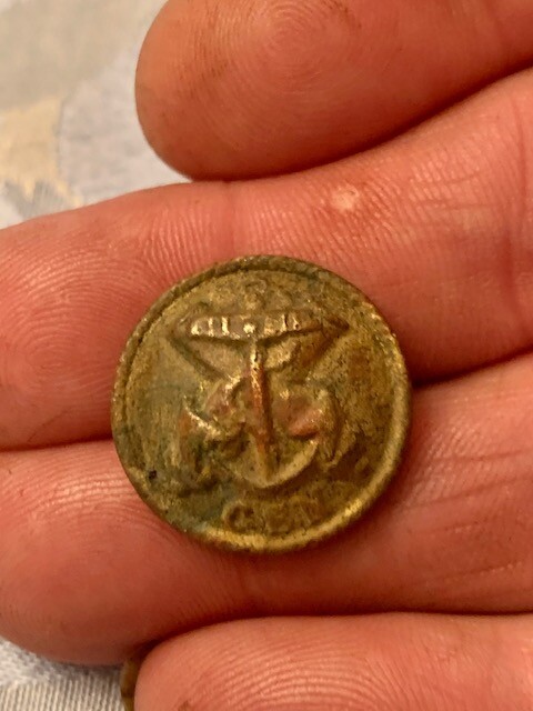 ORIGINAL CONFEDERATE NAVAL CIVIL WAR BLOUSE BUTTON