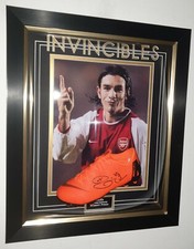 *** Rare ROBERT PIRES Signed Football Boot Autographed Display ***