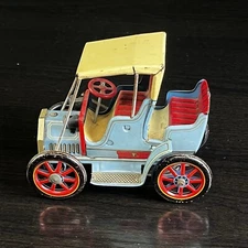 VTG Modern Toys Japan Mechanical Windup Tin Car Toy Trade Mark
