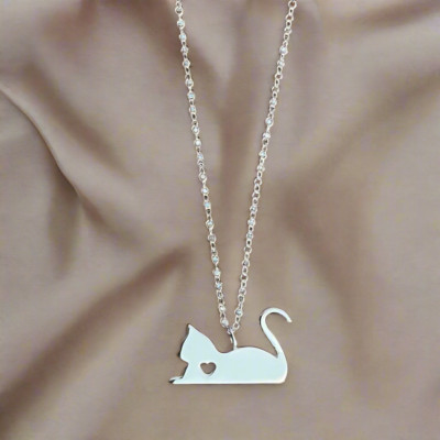 Elegante Katze mit Herz liegend 925 Sterling Silber Halskette mit Geschenkbox