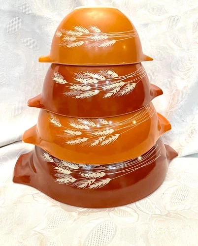 4 PYREX AUTUMN HARVEST Nesting WHEAT MIXING BOWLS Rust & Orange Set CINDERELLA