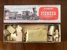 Strombecker "Pioneer" Wood Model Train Complete/MINTY