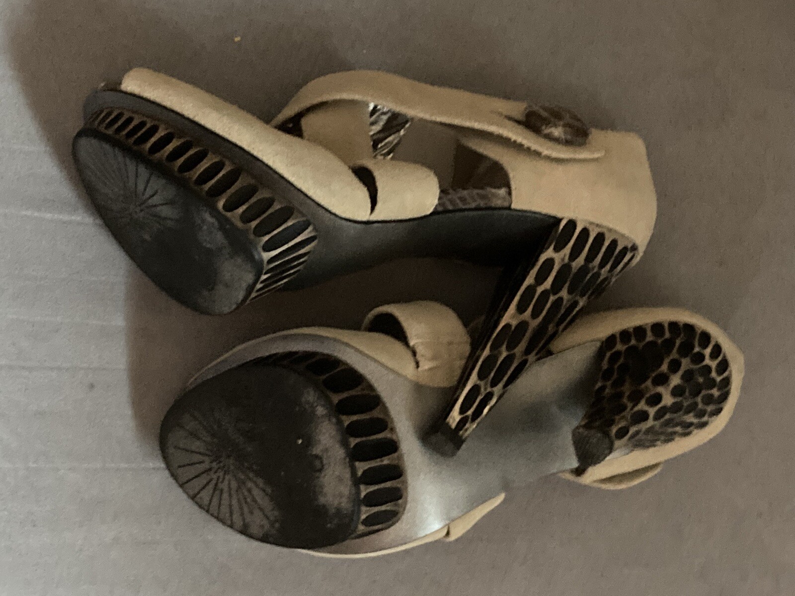 Naughty Monkey Peep Toe Platform Button Snake Pri… - image 6