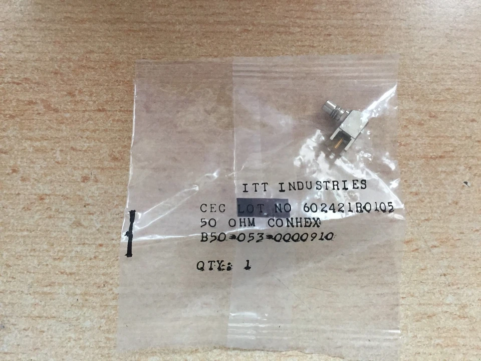 2x RF/Coaxial Connector SMC R/A JACK Through Hole 0Hz to 12.4GHz 50 ohm Z2327 - Image 2 of 4