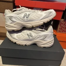 Size 7.5 - New Balance 725 White Grey Matter
