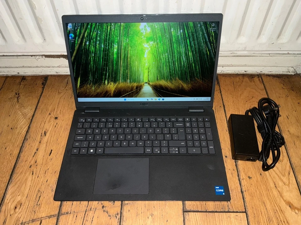 Dell Latitude 3520 · i5-1135G7 · 16GB · 512GB, photo 1 of 5