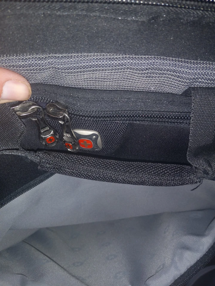 Wenger Swiss Gear 16 «ноутбук компьютер чехол наплечная сумка ручная кладь портфель черный - Изображение 4 из 4