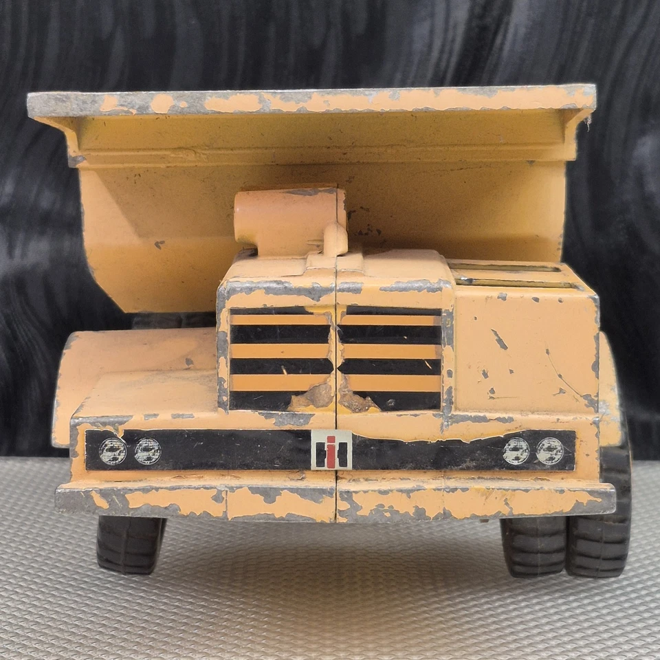 Vintage Ertl International Harvester IH Payhauler Dump Truck Die-Cast 1:25 - Image 4 of 4
