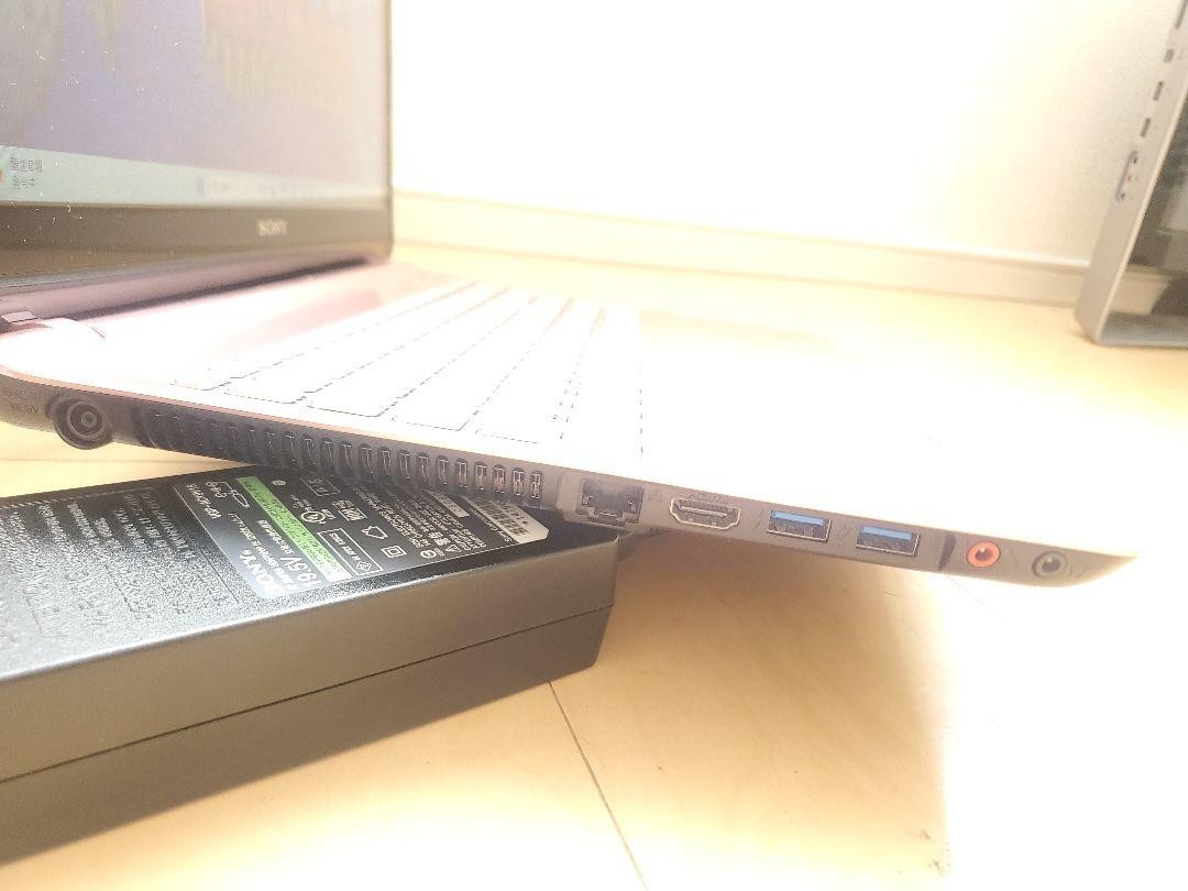 SONY VAIO SVF153B18N Intel Core i5 4200U 1.60GHz SSD 512GB