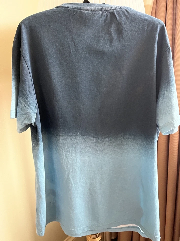 Superme Drip! Boom! Jeanius! Camiseta -grande Foto 3 de 4