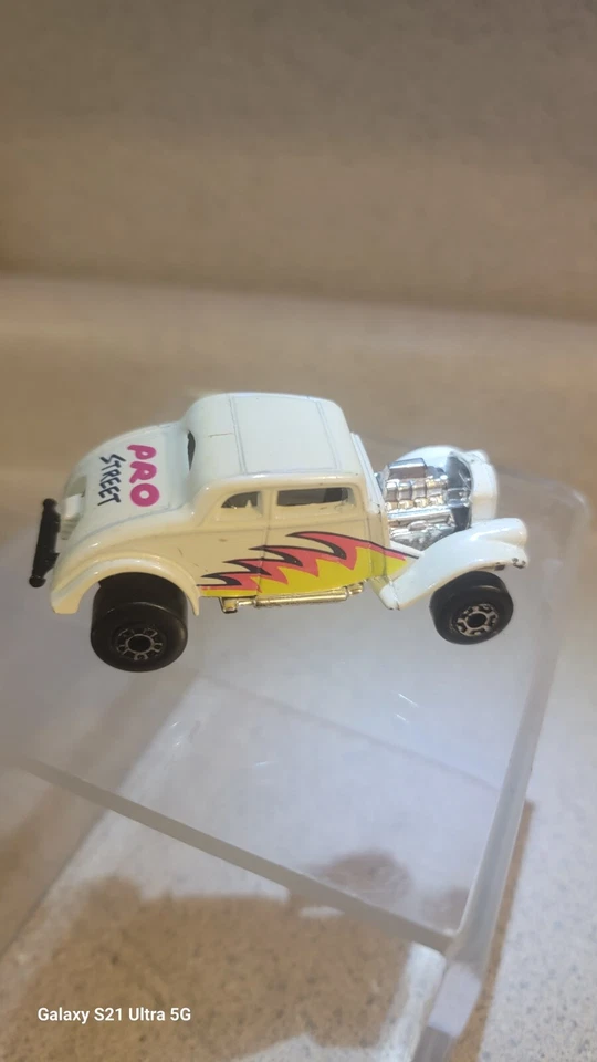 2 caixas de fósforos vintage fundido 1973 nº 39 Clipper e 1982 Willy's Street Rod - Imagem 3 de 4