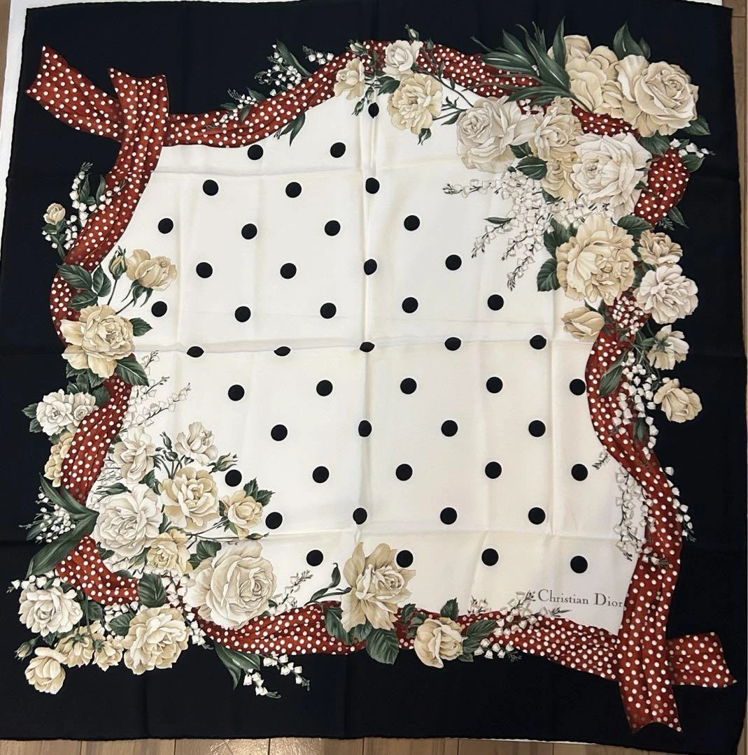 Christian Dior écharpe ruban point flx83cm pas de marques ni taches significatives