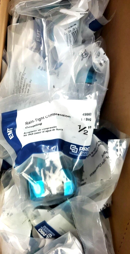 Estuche de 50, Sigma Electric 49860 EMT Acoplamiento de compresión hermético a la lluvia 1/2 diámetro en Foto 3 de 4