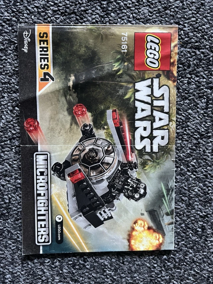 LEGO Star Wars 75161 TIE Striker Microfighter, photo 1 sur 3