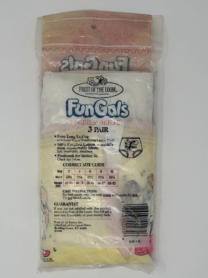 Vintage 1986 Fruit of the Loom Barbie Girls Briefs Size 10 NIP - Image 2 of 3