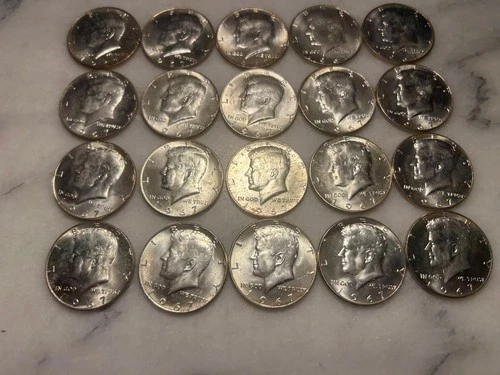 20 Kennedy 1967 Half Dollars 40% Silver Very Good Condition # 22