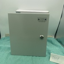 Camera Power Supply, 9 Channels/10A Rated, Beige Alum Cabinet NIB LTS 12VDC