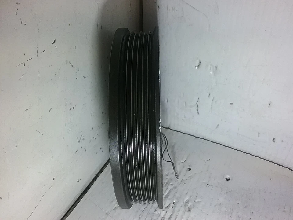 Equilibrador armónico Volvo S60 R 2004-2007 8692285 2,5 L 5 cilindros turbo Foto 4 de 4