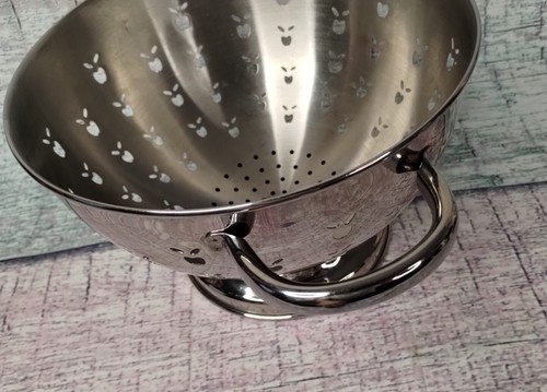 Stainless Steel Large Colander Pasta Veggie Fruit Strainer - Apple Kitchen Decor - Picture 5 of 19