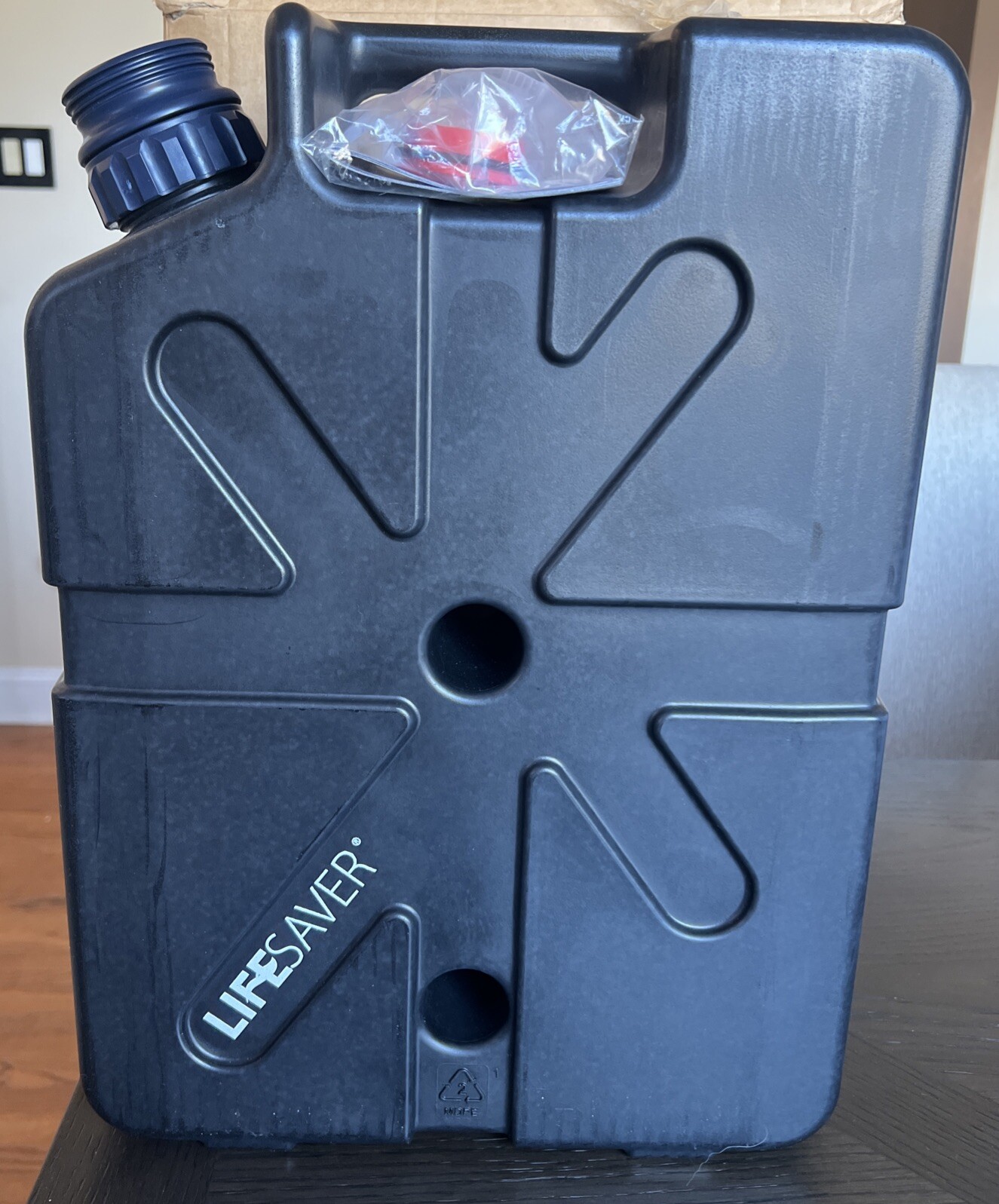Lifesaver Jerrycan 20,000 Portable Water Purifier