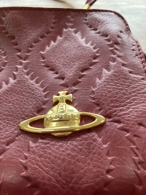 vivienne westwood squiggle UK