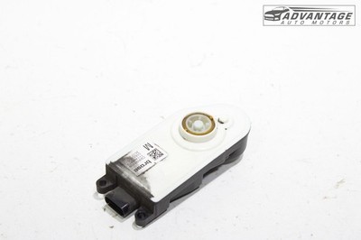 2017-2020 BMW 530I XDRIVE G30 FRONT BUMPER RADIATOR GRILLE AIR FLAP ACTUATOR OEM