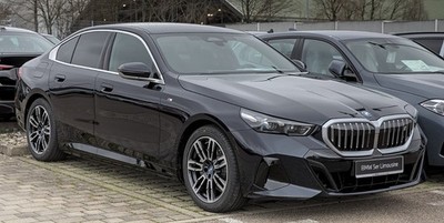 BMW i5 - G60 / G61  -  OWNER MANUAL - REPRINT