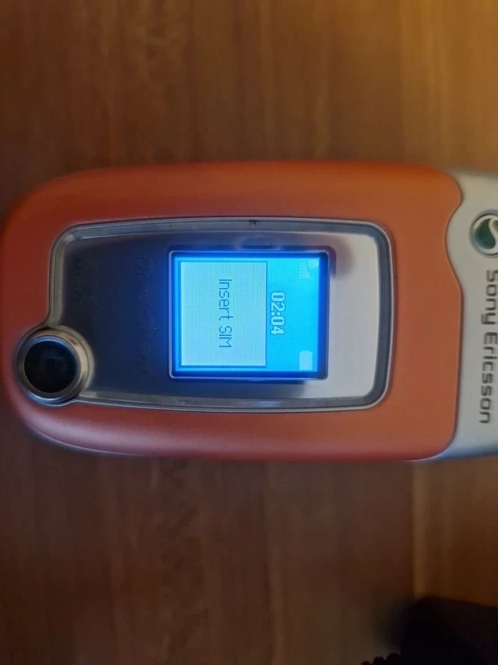 Handy Sony Ericsson Z520i +  Ladekabel - Bild 4 von 4