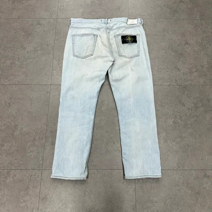 Stone Island 34 Men's Wafran Distressed Denim Jeans thumbnail 9
