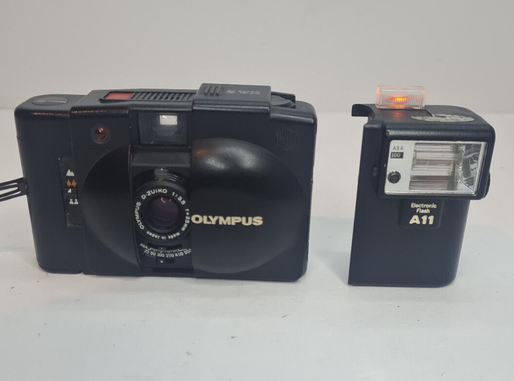 Olympus XA 2 35mm Retro Film Camera D.Zuiko 35mm F/3.5 Lens A11