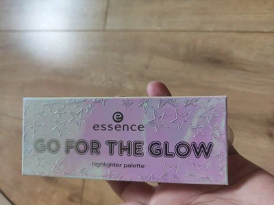 Essence Go For the Glow Highlighter Palette Pastel Shades #01 The Cools 0.42 oz - Image 1 of 4