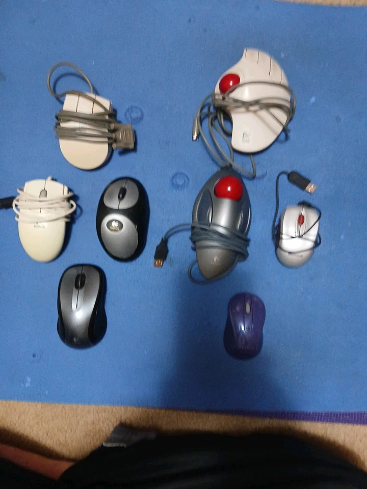 Various Computer Mice, Some Serial, USB, Blutooth I Think - Image 2 of 3