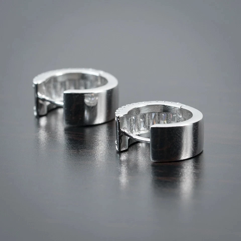 Uomo Donna Iced Cz Ipoallergenici 925 Sterling Baguette Stretto Hoop Orecchini - Immagine 4 di 4
