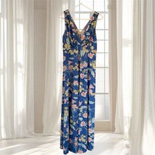 VTG 70 s Vanity Fair Blue Floral Nylon Nightgown Size 34