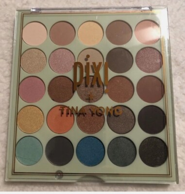 Pixi + Tina Yong Tone & Textures Eyeshadow Palette Total Net 0.8 - Feelin' Fresh