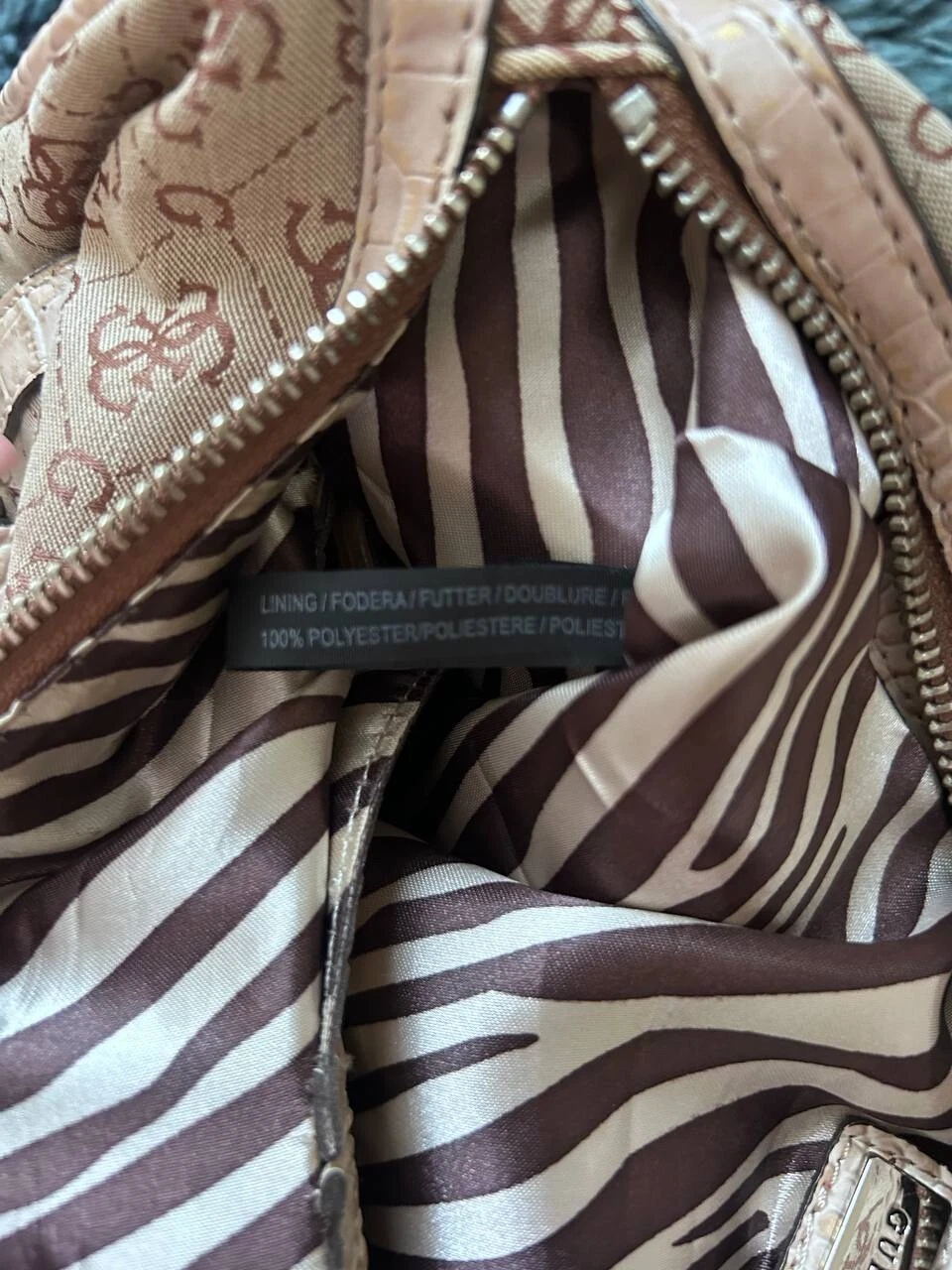 Borsa a tracolla vintage Y2K Guess monogramma tela borsetta