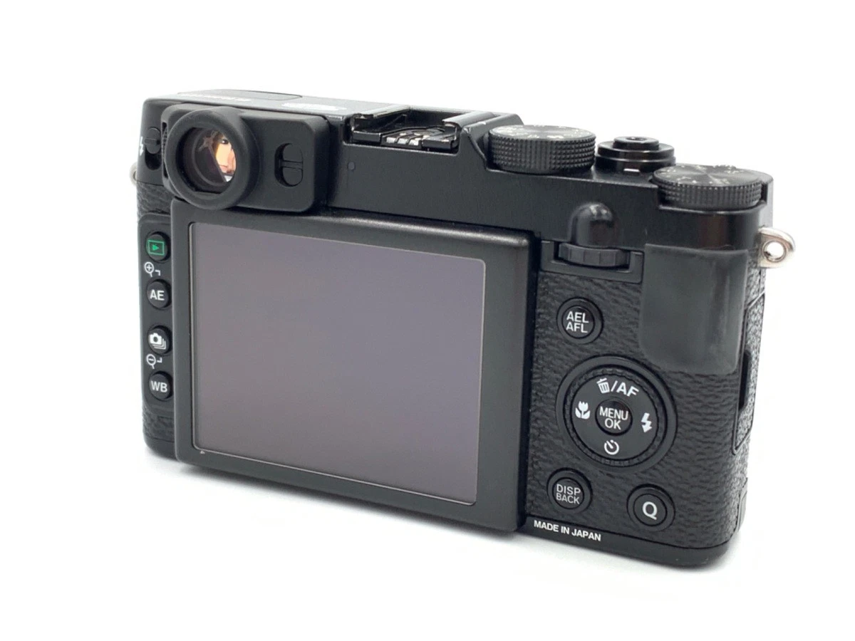 Fujifilm X20 X Series 12.0MP Digital Camera Come with