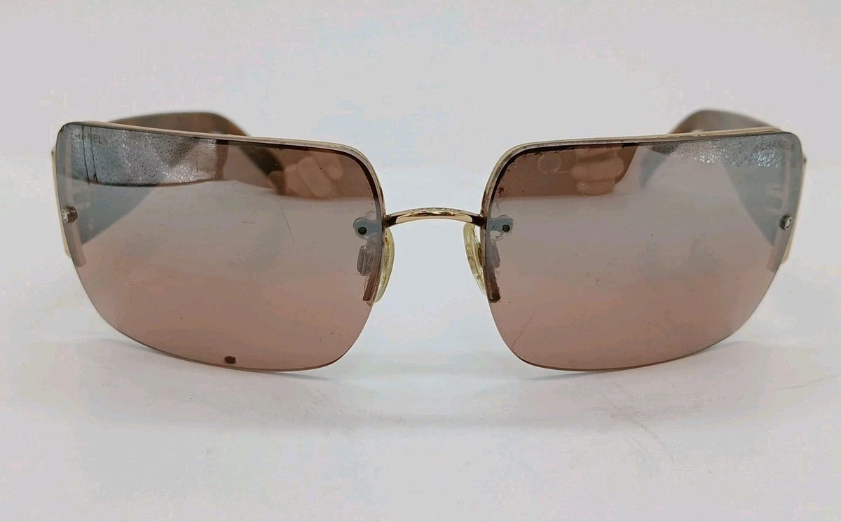 Chanel 5221 c 1309/3B Gradient Pixelated Snakeskin Brown Mauve Frame Sunglasses Sunglasses CHANEL CH5551U 181243 53-20 Rose opaline in stock main image 3