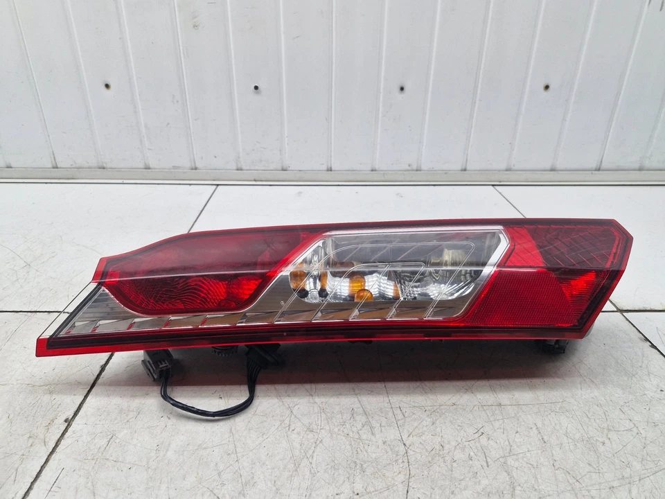 Luz trasera del pasajero lado izquierdo Ford Transit Connect MK2 2018 DT1113405AC Foto 3 de 4