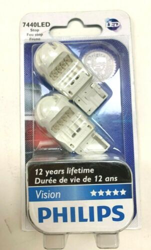 Philips 7440 LED VISION W21/5W ROUGE RED TWO BULB PARKING TURN SIGNAL - Picture 1 of 2