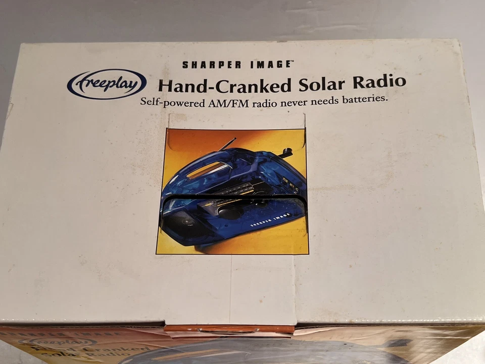 SHARPER IMAGE Hand-Cranked Solar Radio A.M/F.M Emergency Supplies.! - Image 3 of 4